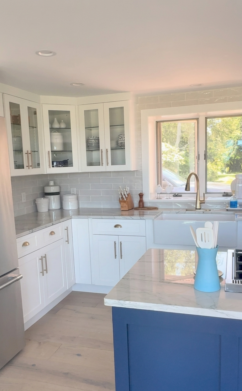 Where White Meets Navy Blue.